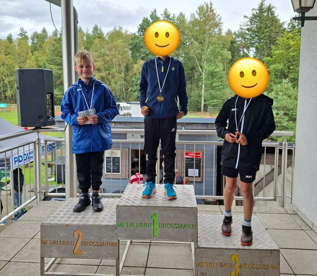 Platz 2 im Weitsprung der U10/M9